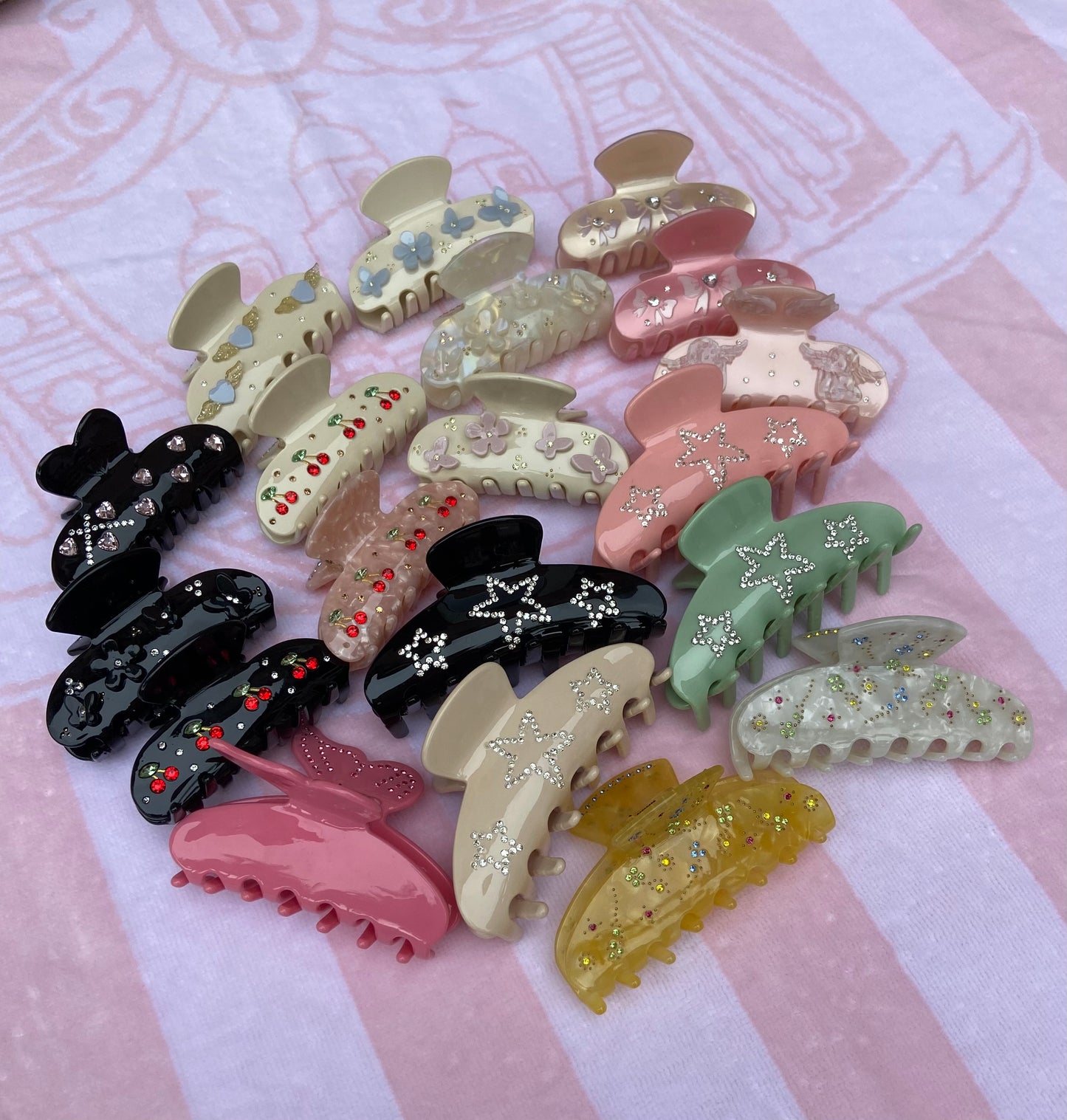 Bowtiful Claw Clips