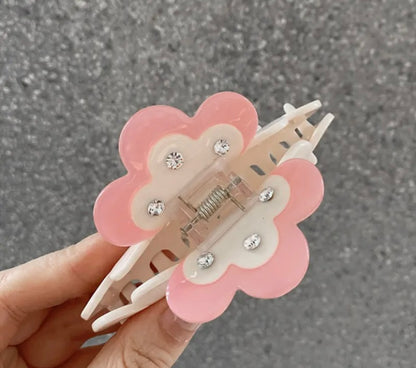 Sweet Cream Claw Clip